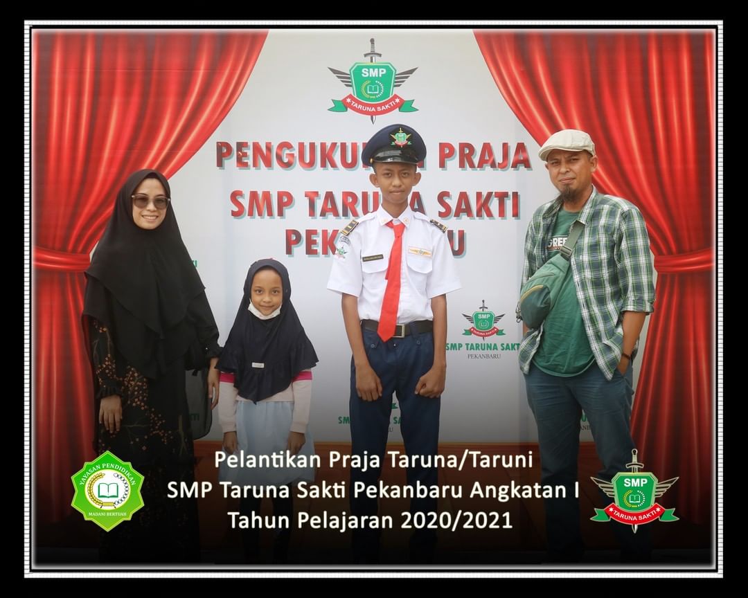 Pelantikan Praja Taruna/Taruni
SMP Taruna Sakti Pekanbaru Angkatan I
Tahun Pelajaran 2020/2021
